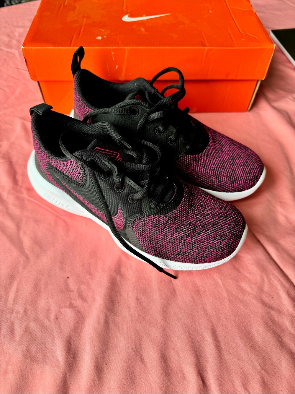 ✨Nike | Flex Experience Run 10 Size 5.5✨